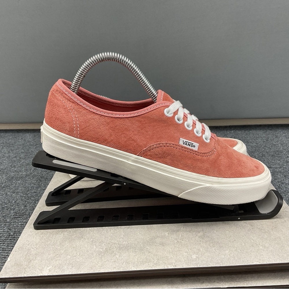 Vans Pink Suede Low-Top Sneakers - Picture 3 of 6